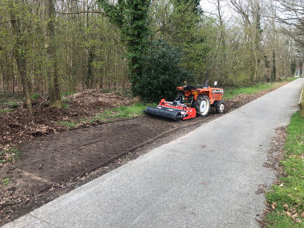 Showroomopruiming Muratori MZ4SXL-105 professionele overtopfrees met gaasrol - Image 7