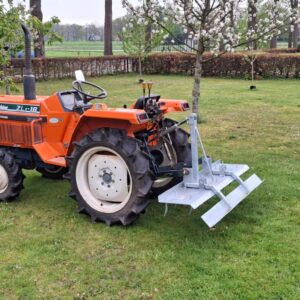 Nieuwe 1,5 mtr. manegebakvlakker met kleine productiefout (hersteld)