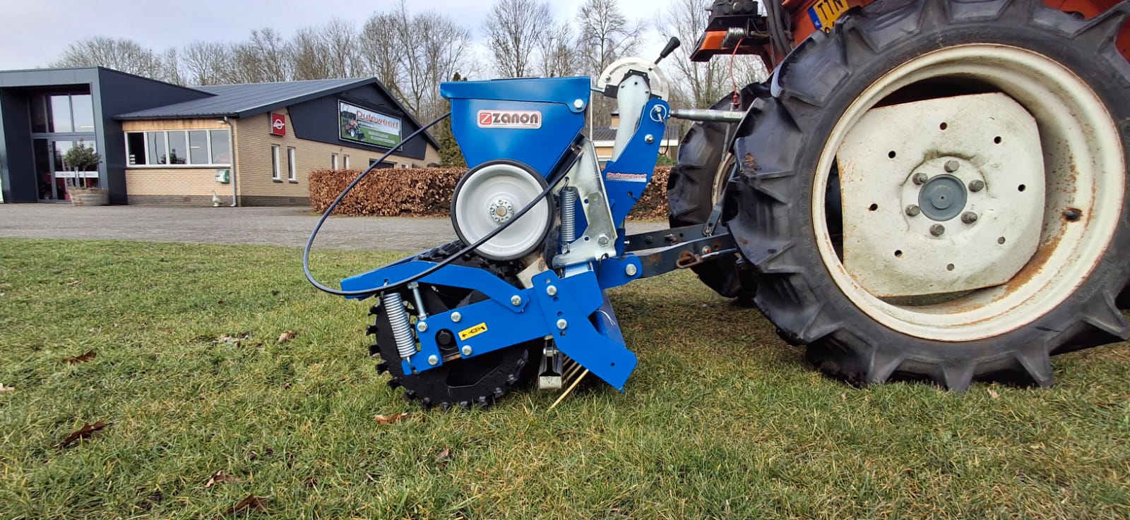 Overjarig nieuwe Zanon 1,3 Mtr. zaaimachine / doorzaaimachine - Image 10