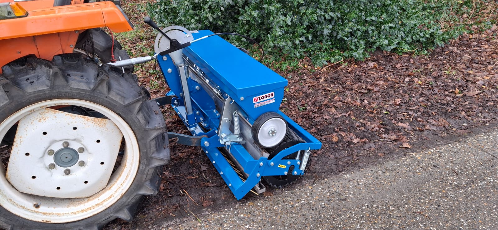 Overjarig nieuwe Zanon 1,3 Mtr. zaaimachine / doorzaaimachine